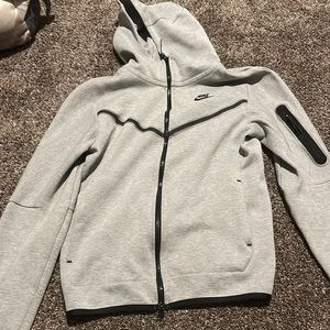 Men’s grey nike tech zip up size small